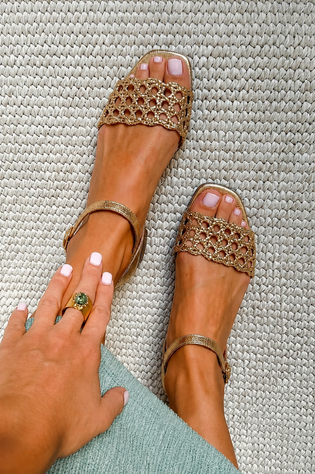 Aurora | Sandalias Doradas Encanto de Verano