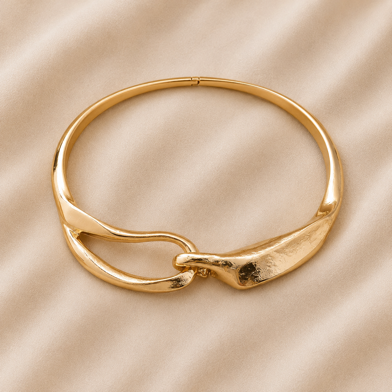 Collar Dorado Vintage
