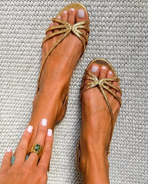 Ginevra | Sandalias Doradas Elegancia de Verano