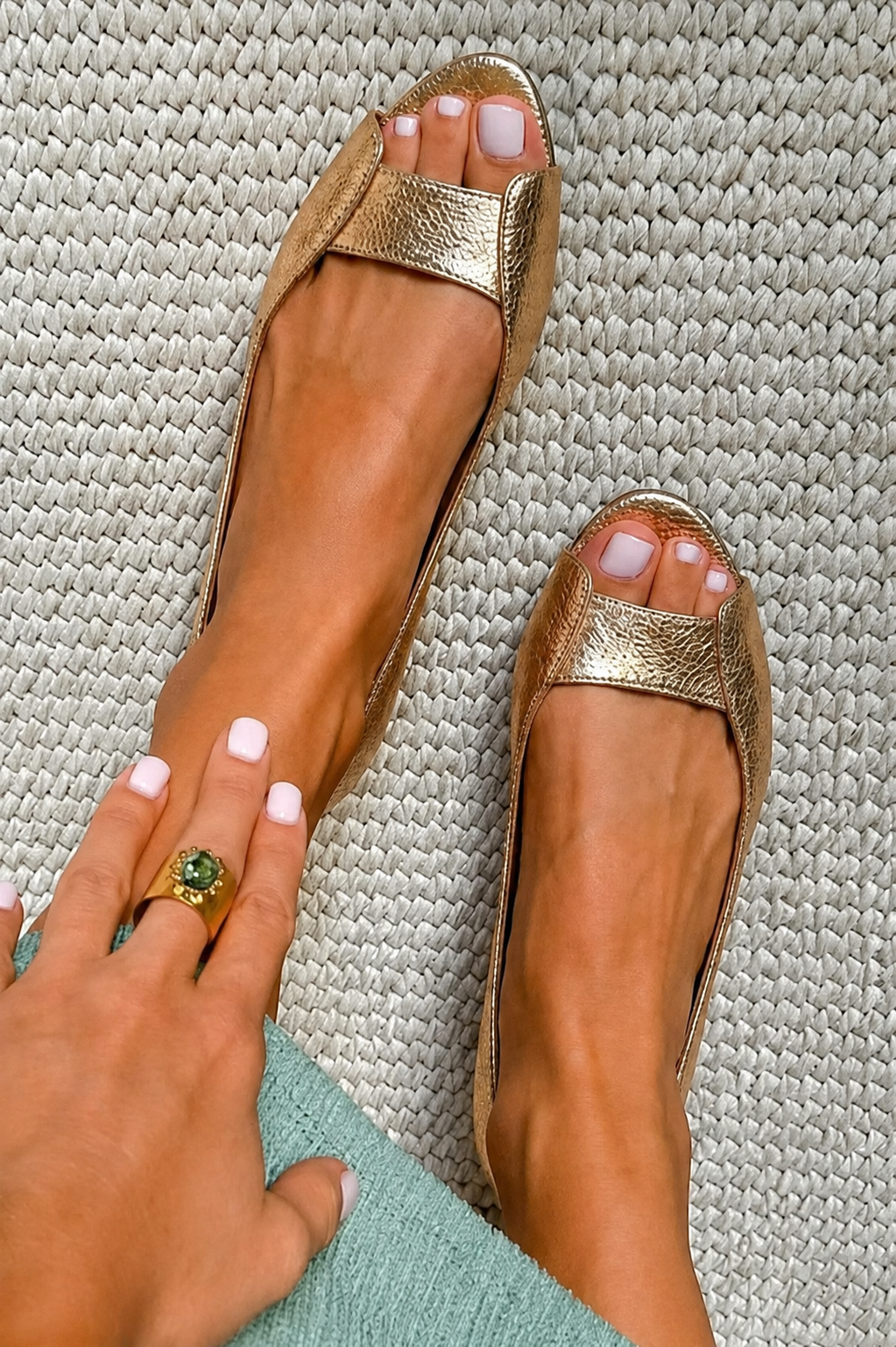 Adelina | Sandalias Doradas Comodidad Chic